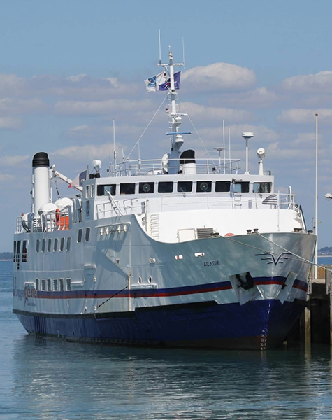 L'Acadie en réserve à Port Haliguen, Quiberon