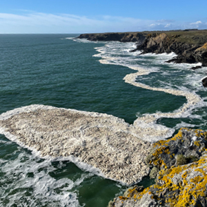 Le trou de l'enfer sous le soleil à Groix